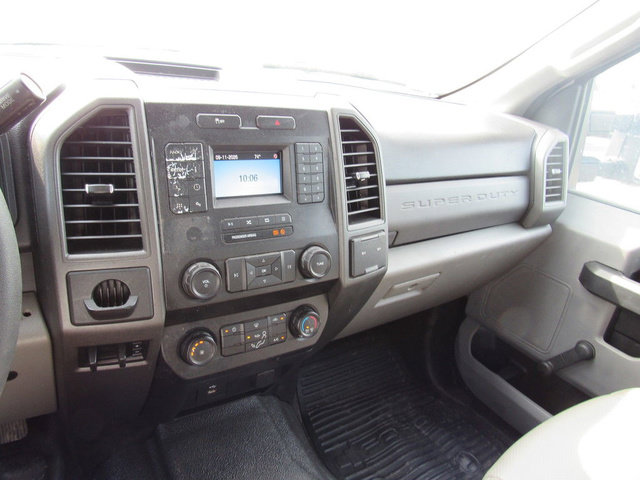 Used 2021 Ford F550 2WD Crew Cab Super Duty image 38