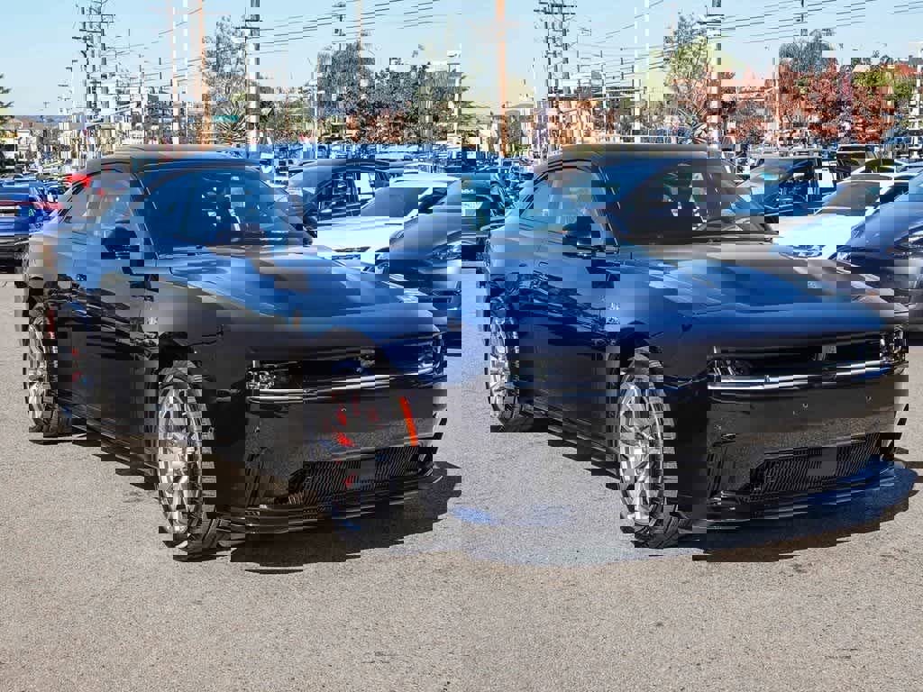Used 2025 Dodge Charger Scat Pack w/ Track Pack image 3