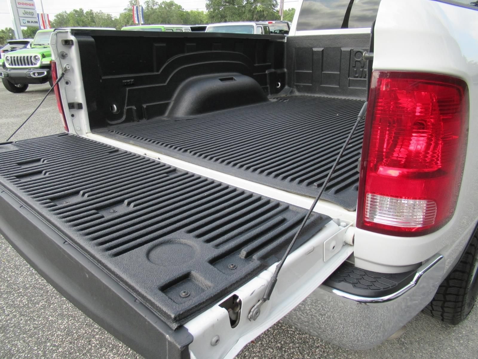 Certified 2024 RAM 1500 Classic SLT AWD/4WD image 29