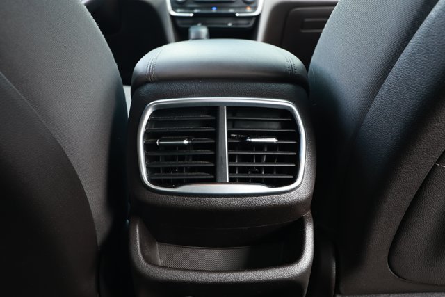 Used 2020 Hyundai Santa Fe SEL AWD/4WD image 29