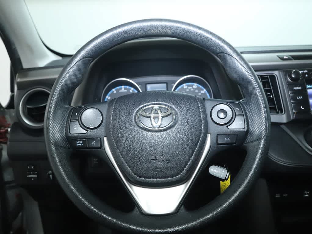 Used 2018 Toyota RAV4 LE w/ All Weather Liner Package AWD/4WD image 21