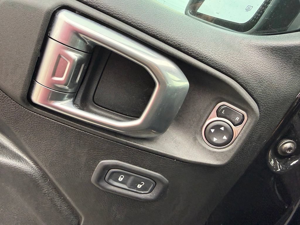 Used 2022 Jeep Gladiator Sport AWD/4WD image 5