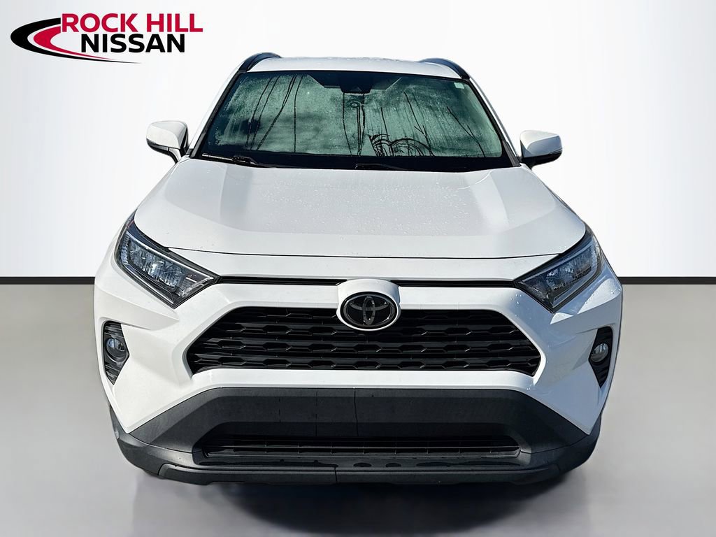 Used 2021 Toyota RAV4 XLE image 2