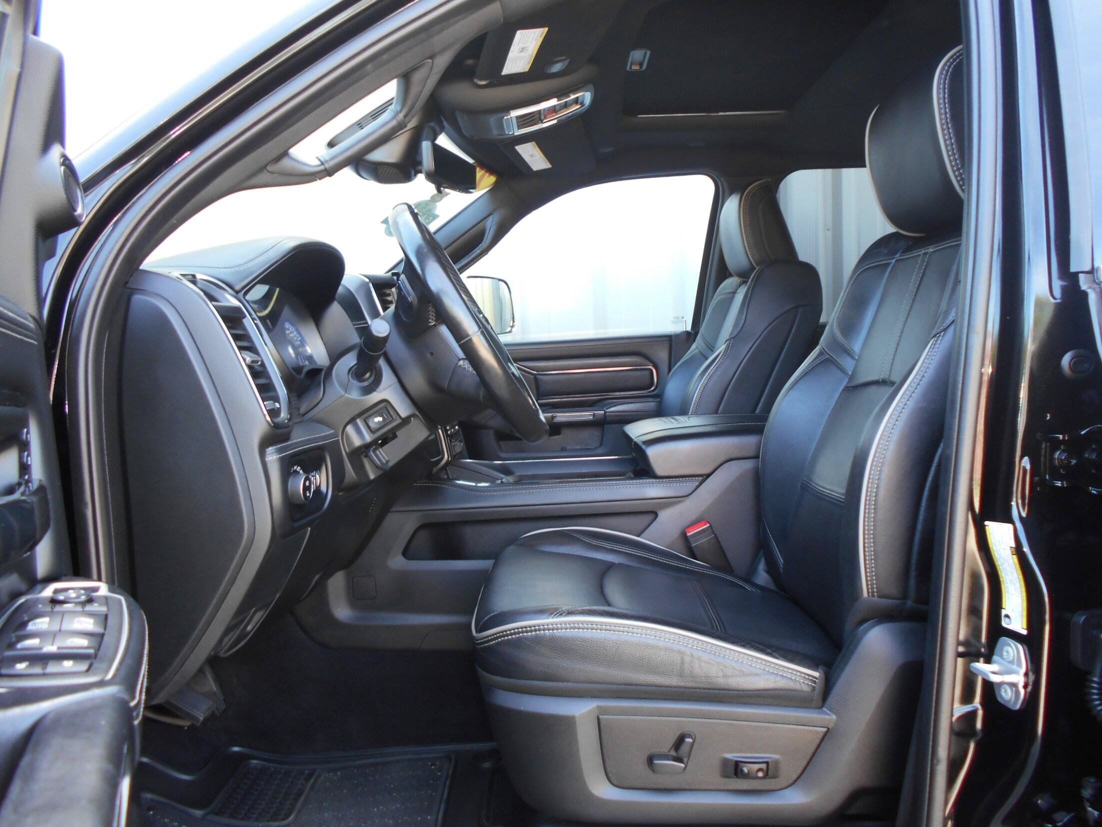 Used 2022 RAM 3500 Limited AWD/4WD image 6