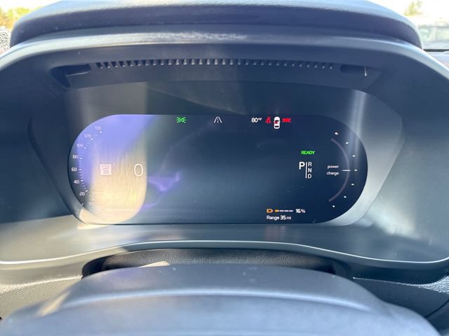Used 2023 Volvo XC40 Recharge Plus w/ Protection Package Premier AWD/4WD image 20