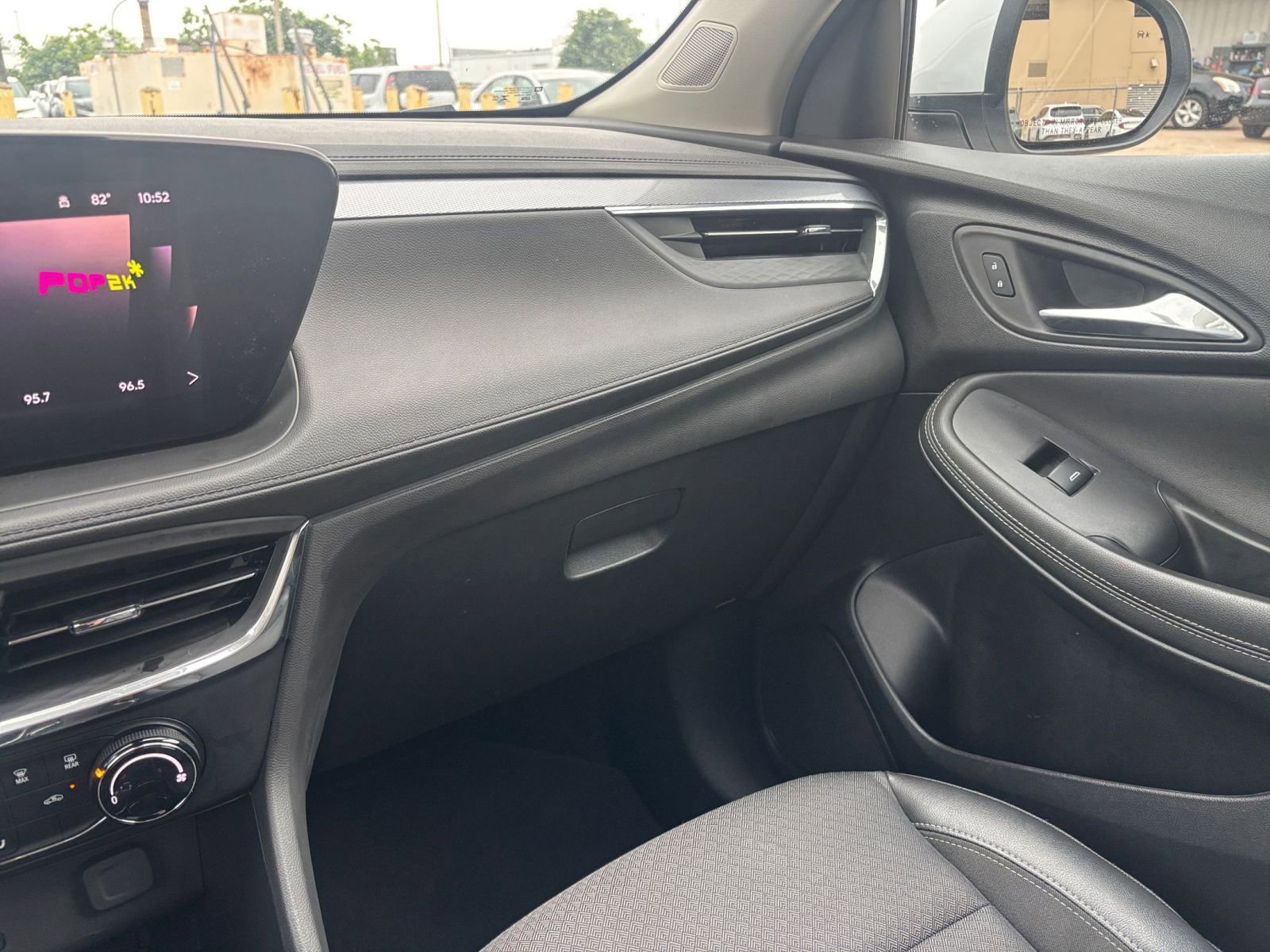 Used 2025 Buick Encore GX Preferred FWD image 34
