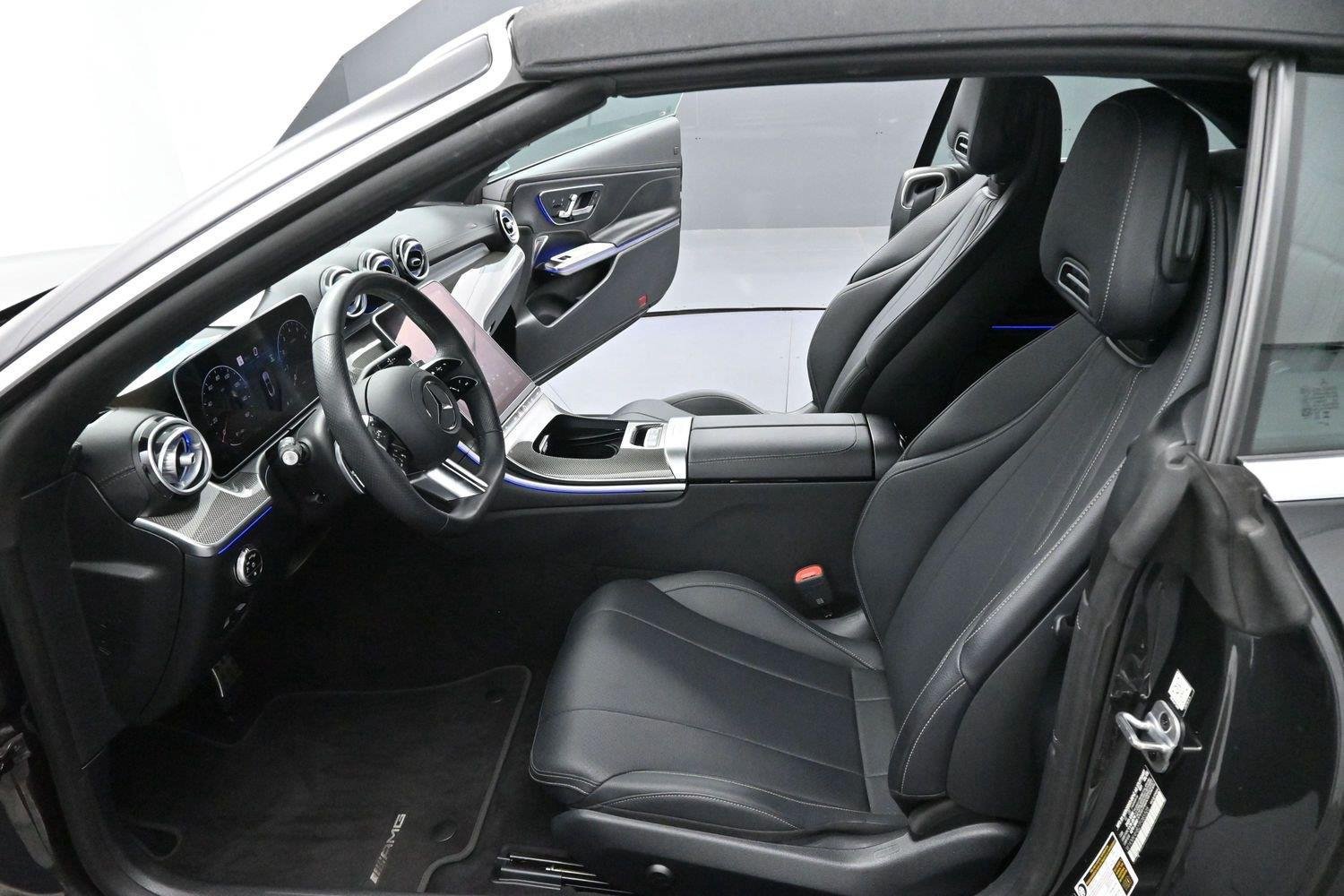 Used 2026 Mercedes-Benz CLE 300 4MATIC Cabriolet image 13