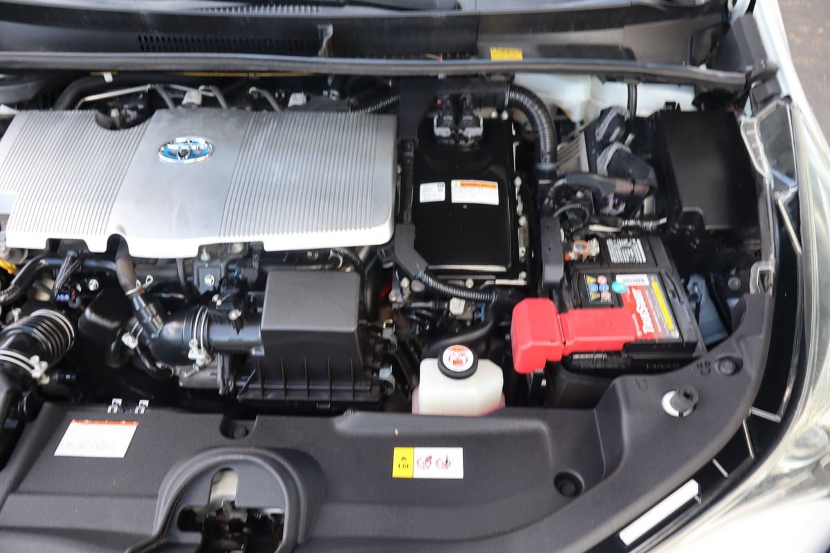 Used 2016 Toyota Prius Two FWD image 40
