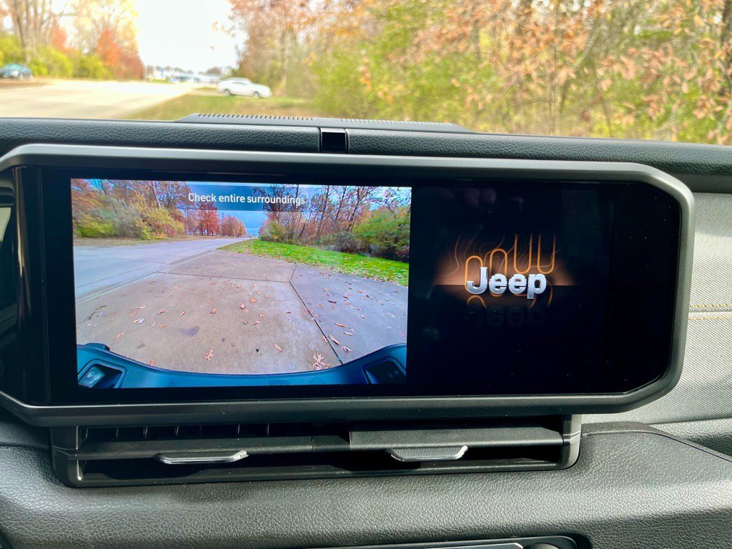 New 2026 Jeep Gladiator Sport image 21