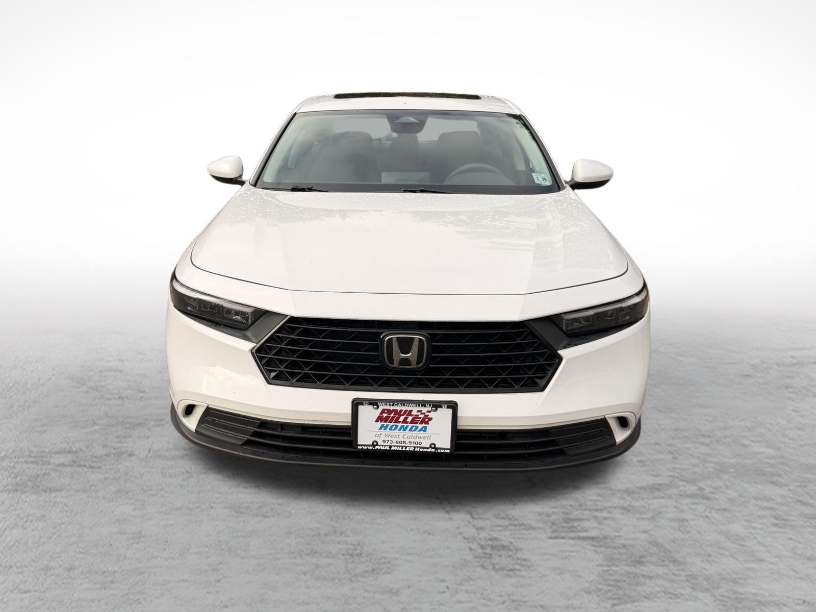 Used 2024 Honda Accord EX image 2
