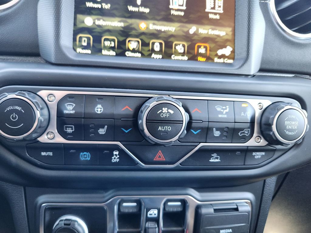 Used 2022 Jeep Wrangler Unlimited Rubicon 4xe w/ Cold Weather Group image 23