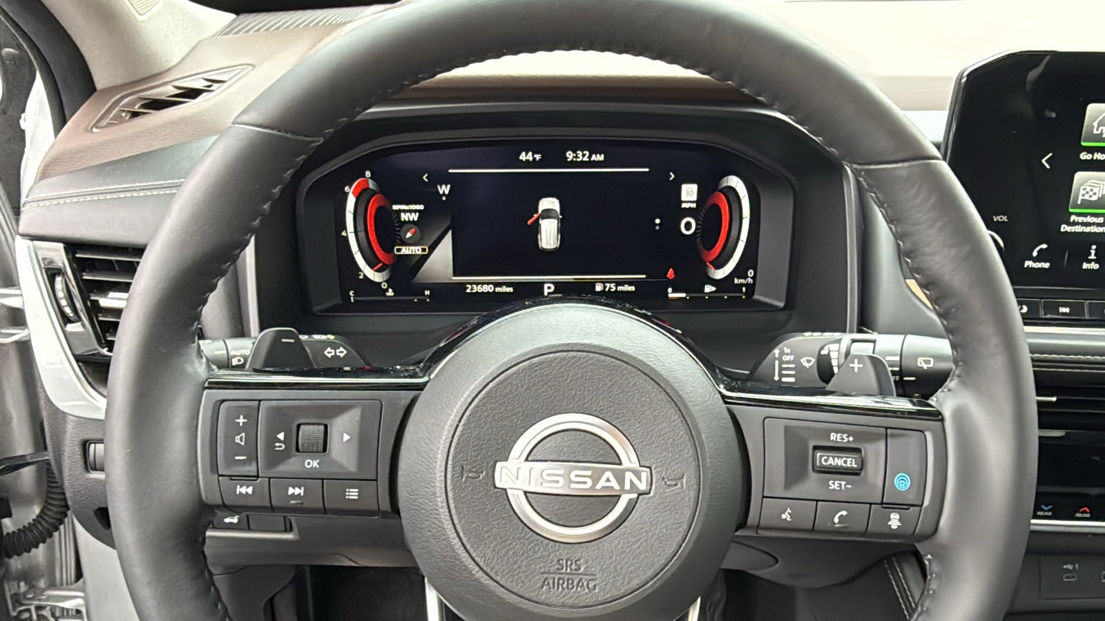 Certified 2022 Nissan Rogue Platinum w/ Head-Up Display Package image 9