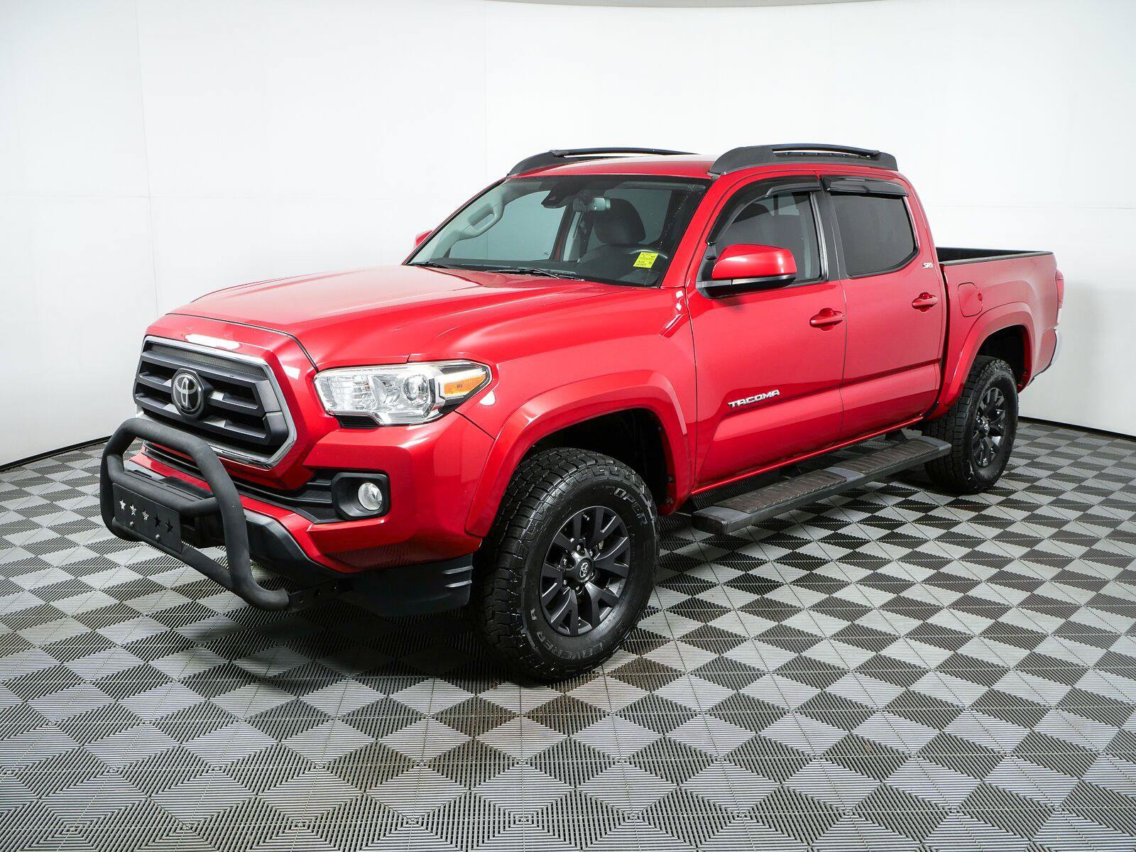 Used 2021 Toyota Tacoma SR5 RWD image 23