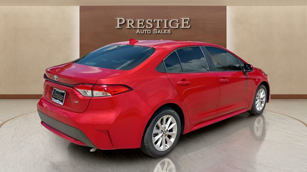 Used 2021 Toyota Corolla LE w/ LE Convenience Package FWD image 28