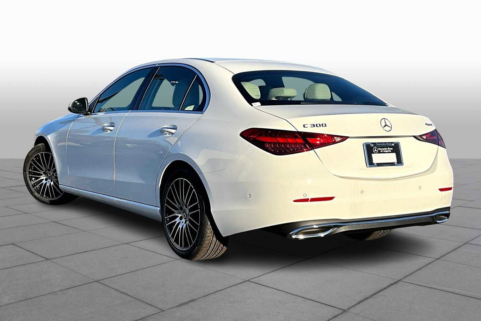 Used 2025 Mercedes-Benz C 300 4MATIC Sedan image 12