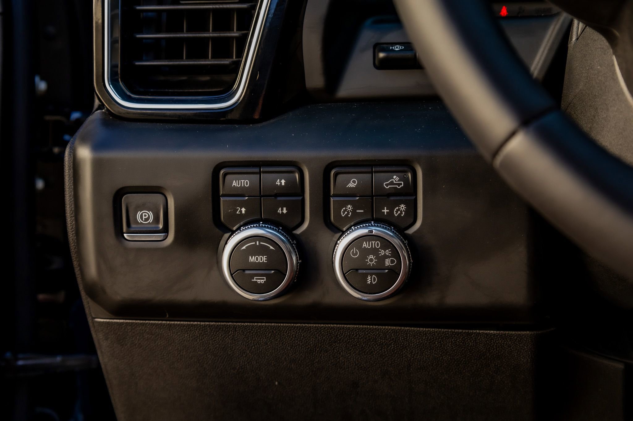 Used 2026 GMC Sierra 3500 Denali Ultimate image 22