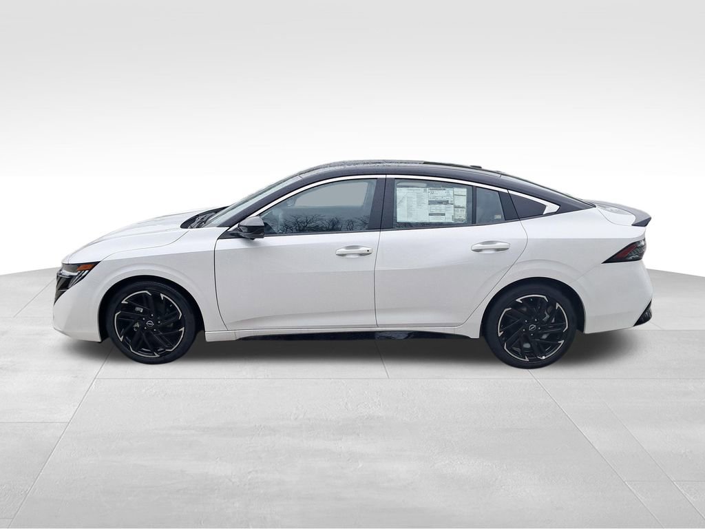 New 2026 Nissan Sentra SR w/ SR Premium Package FWD image 2