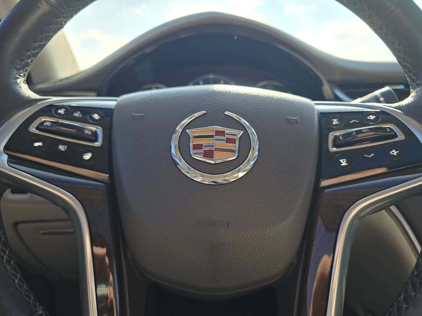 Used 2013 Cadillac XTS Platinum FWD image 27
