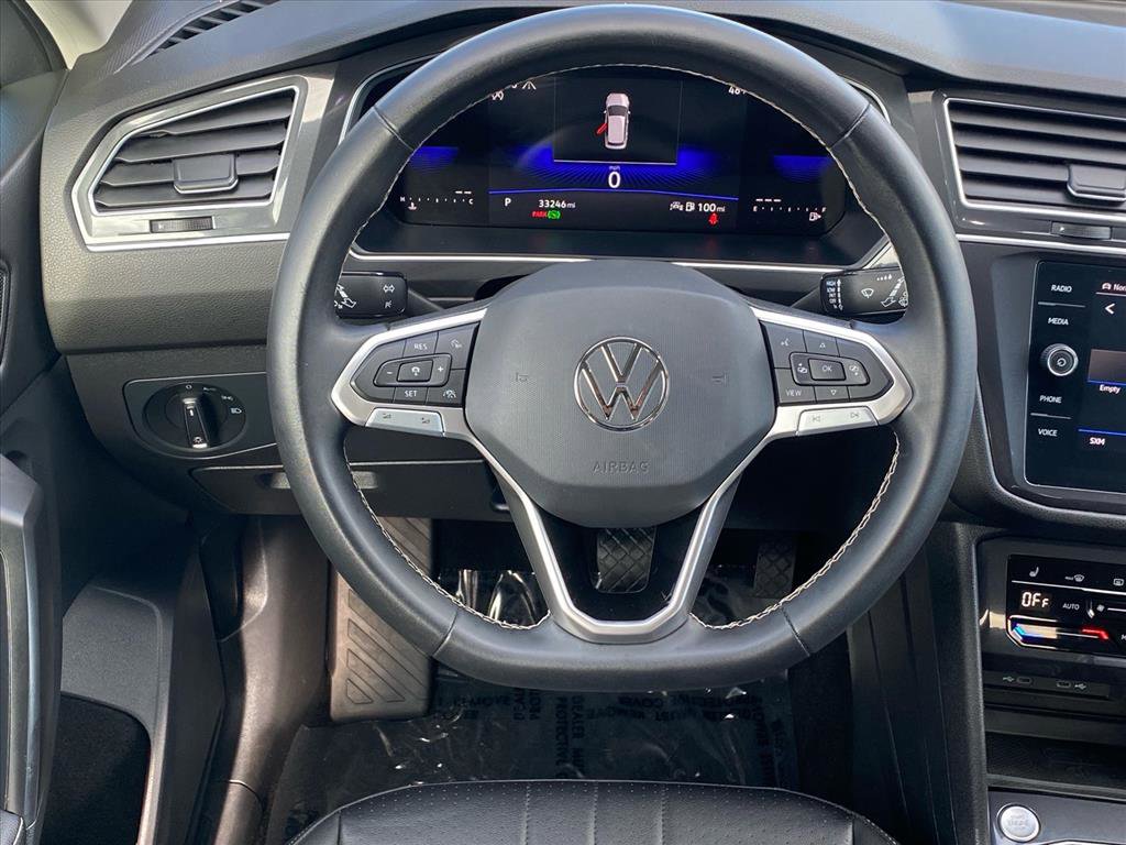 Certified 2023 Volkswagen Tiguan SE image 6