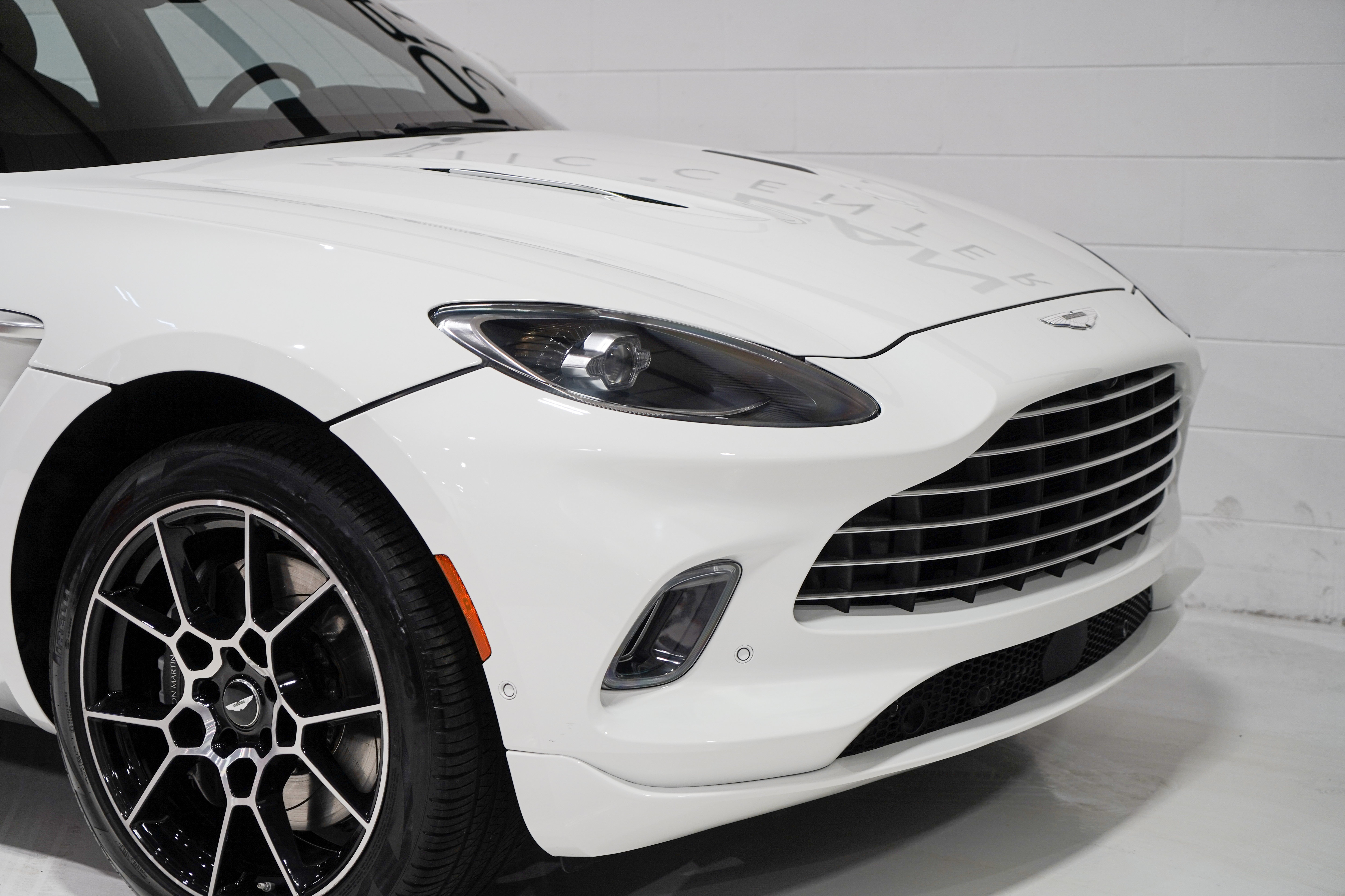 Used 2022 Aston Martin DBX AWD/4WD image 24