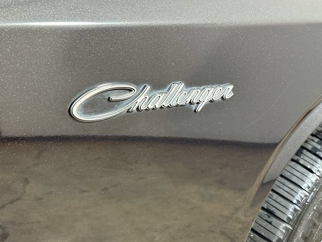 Used 2010 Dodge Challenger R/T RWD image 14