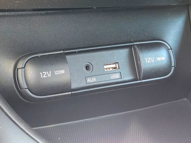 Used 2016 Kia Soul + w/ Designer's Package FWD image 31