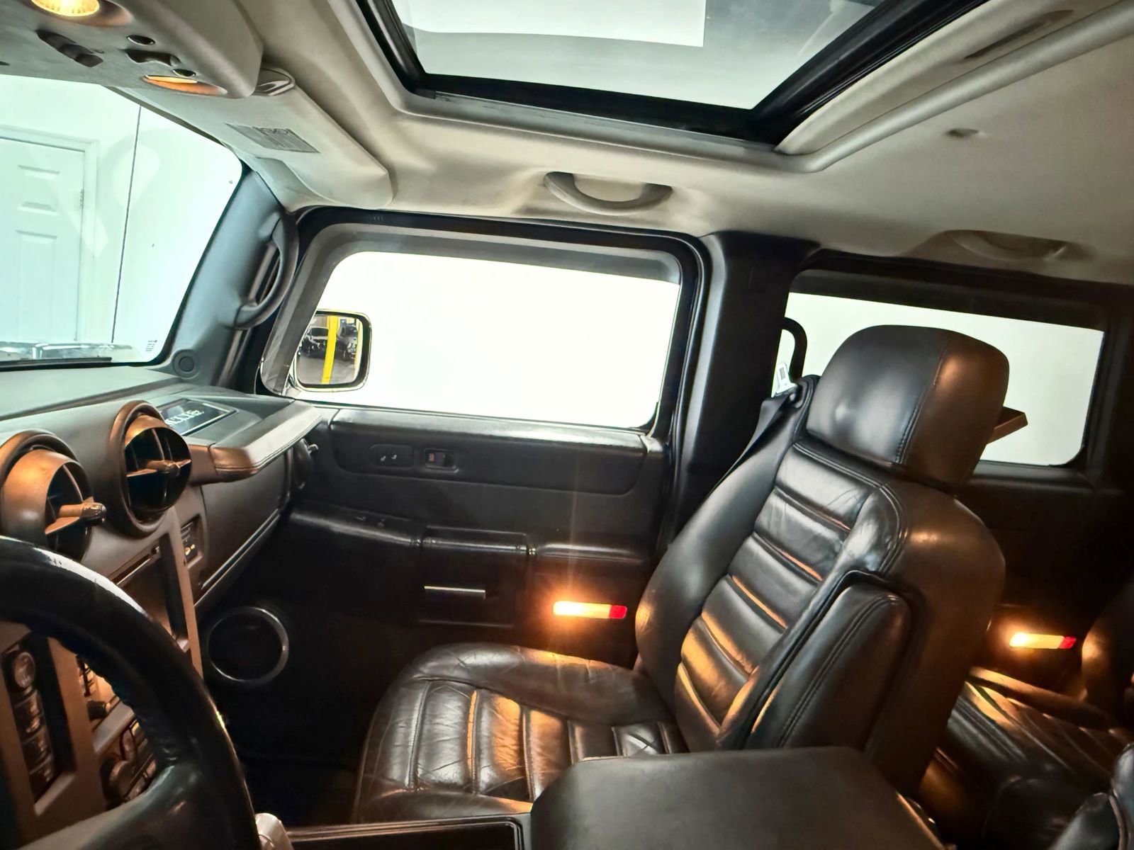 Used 2007 HUMMER H2 SUT image 15