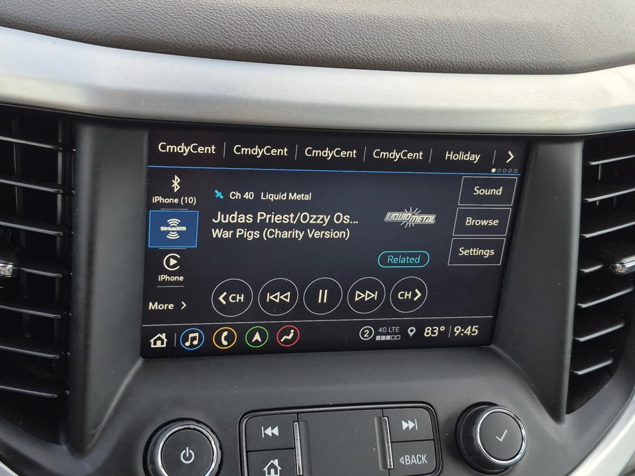 Certified 2022 GMC Acadia SLT w/ Technology Package AWD/4WD image 30