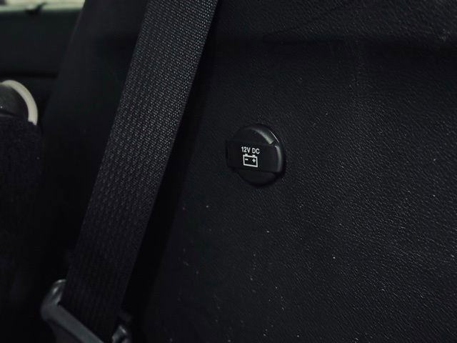 Used 2025 Chrysler Pacifica Limited image 11