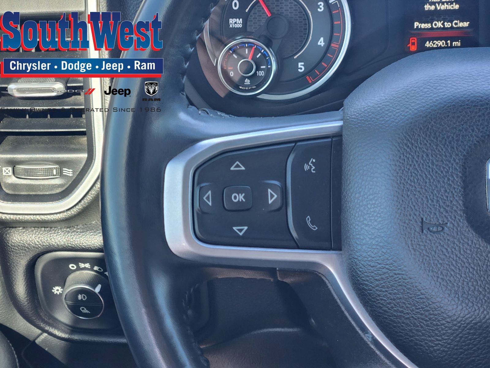 Used 2024 RAM 3500 Big Horn image 27