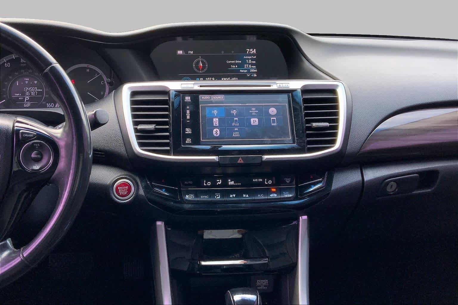 Used 2017 Honda Accord EX-L image 6