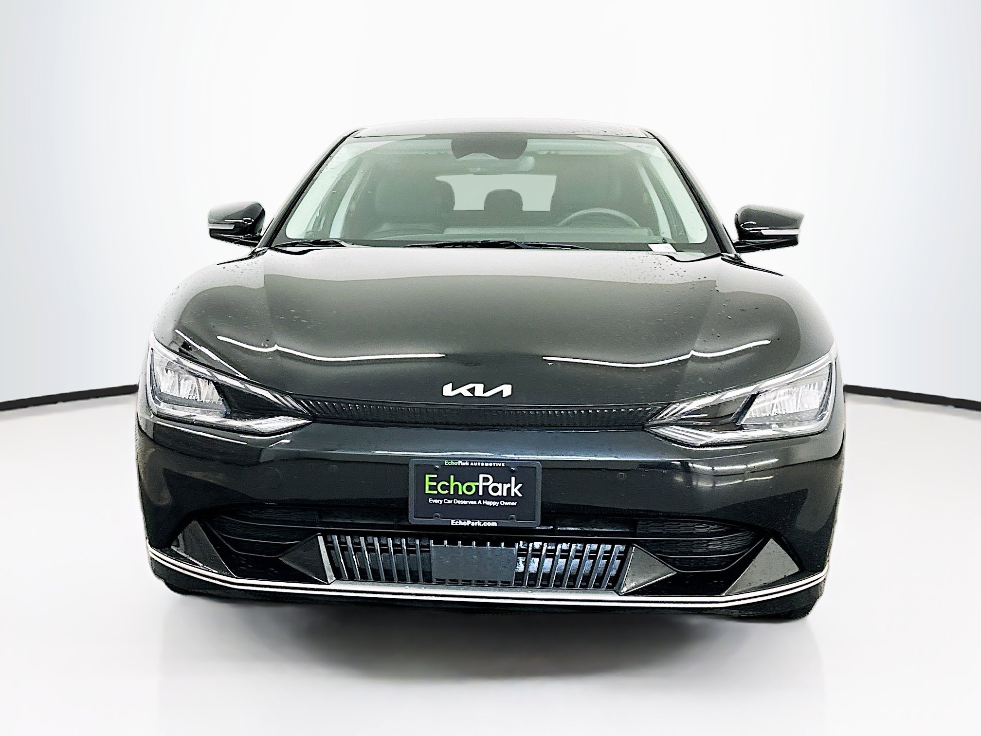 Used 2024 Kia EV6 Wind AWD/4WD image 2