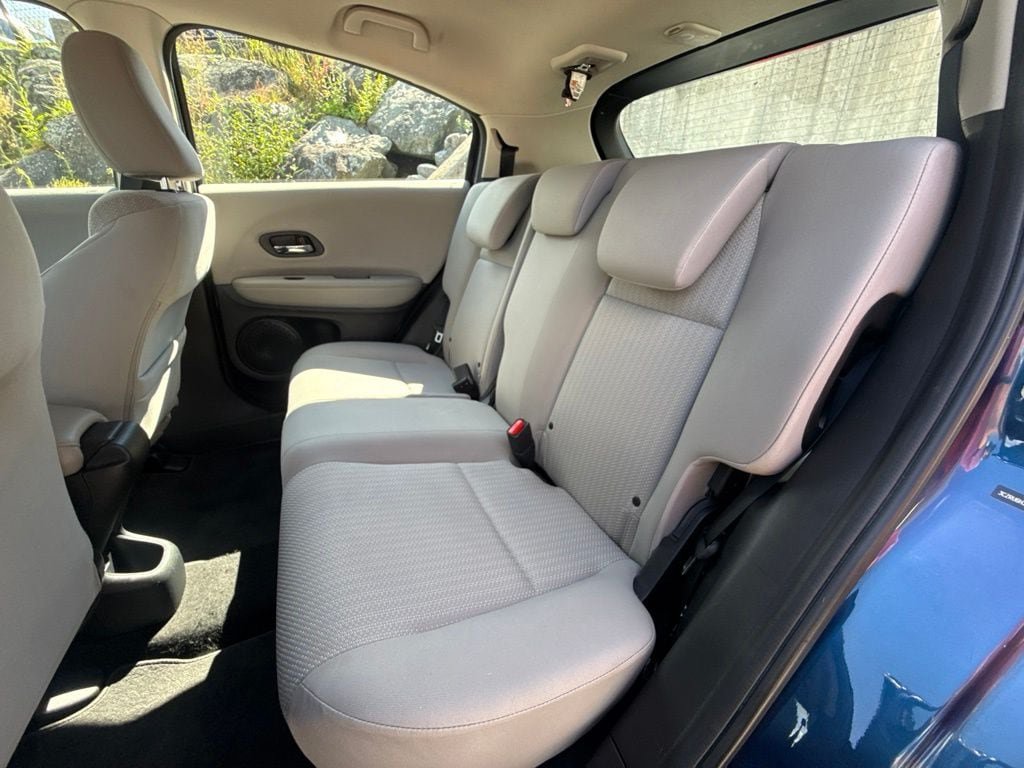 Used 2016 Honda HR-V LX image 20