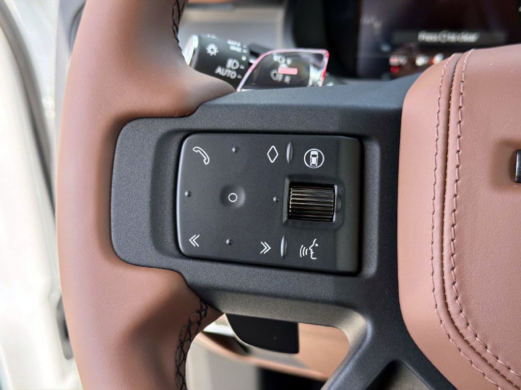 New 2026 Land Rover Defender 110 OCTA AWD/4WD image 30