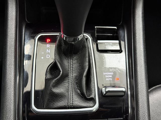 Used 2024 Jeep Compass Latitude image 19