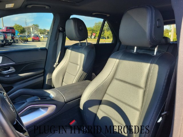 Used 2025 Mercedes-Benz GLE 450e 4MATIC image 24