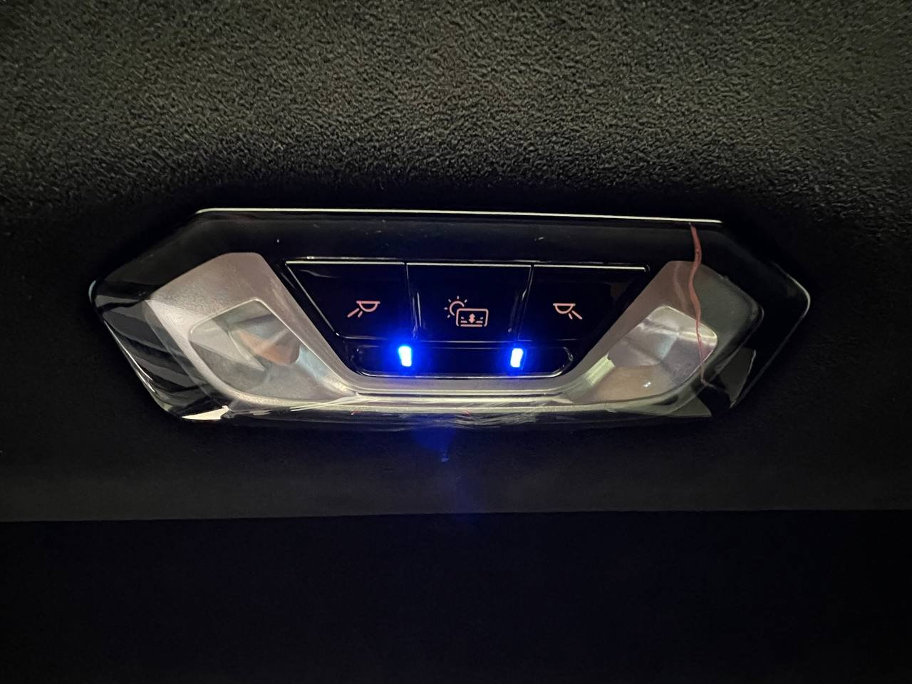 Used 2020 BMW X7 M50i w/ Executive Package image 28