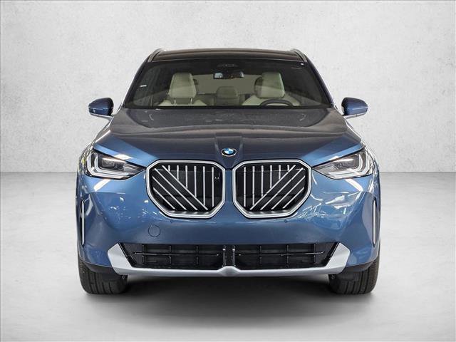 Used 2026 BMW X3 xDrive30 w/ Premium Package AWD/4WD image 2
