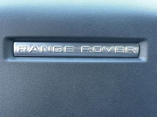 Used 2025 Land Rover Range Rover Evoque Dynamic SE image 30