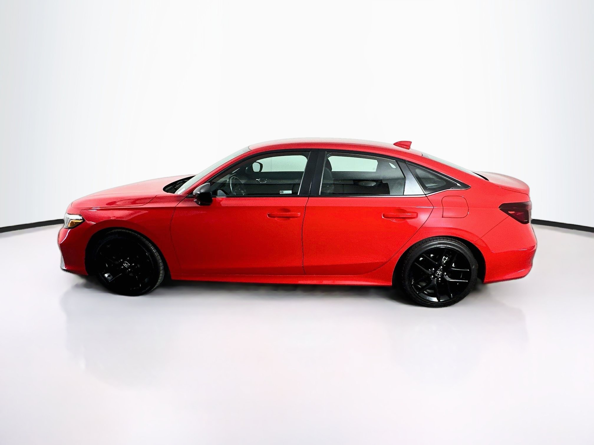 Used 2025 Honda Civic Sport image 4