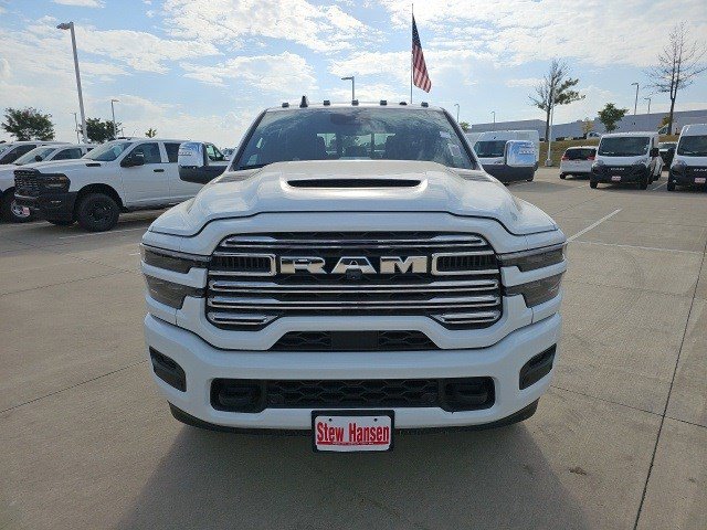 New 2025 RAM 2500 Laramie image 9