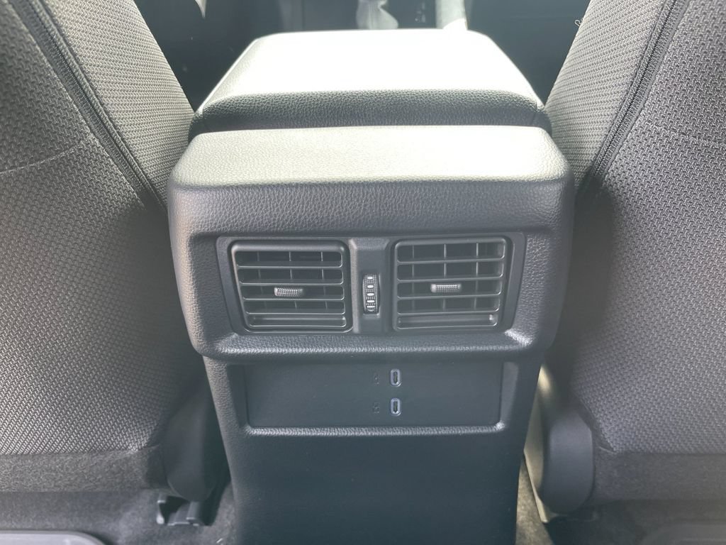 New 2026 Toyota 4Runner SR5 AWD/4WD image 14