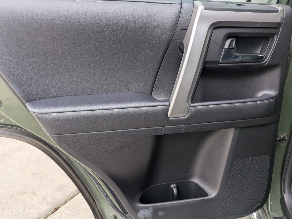 Used 2022 Toyota 4Runner Limited AWD/4WD image 25