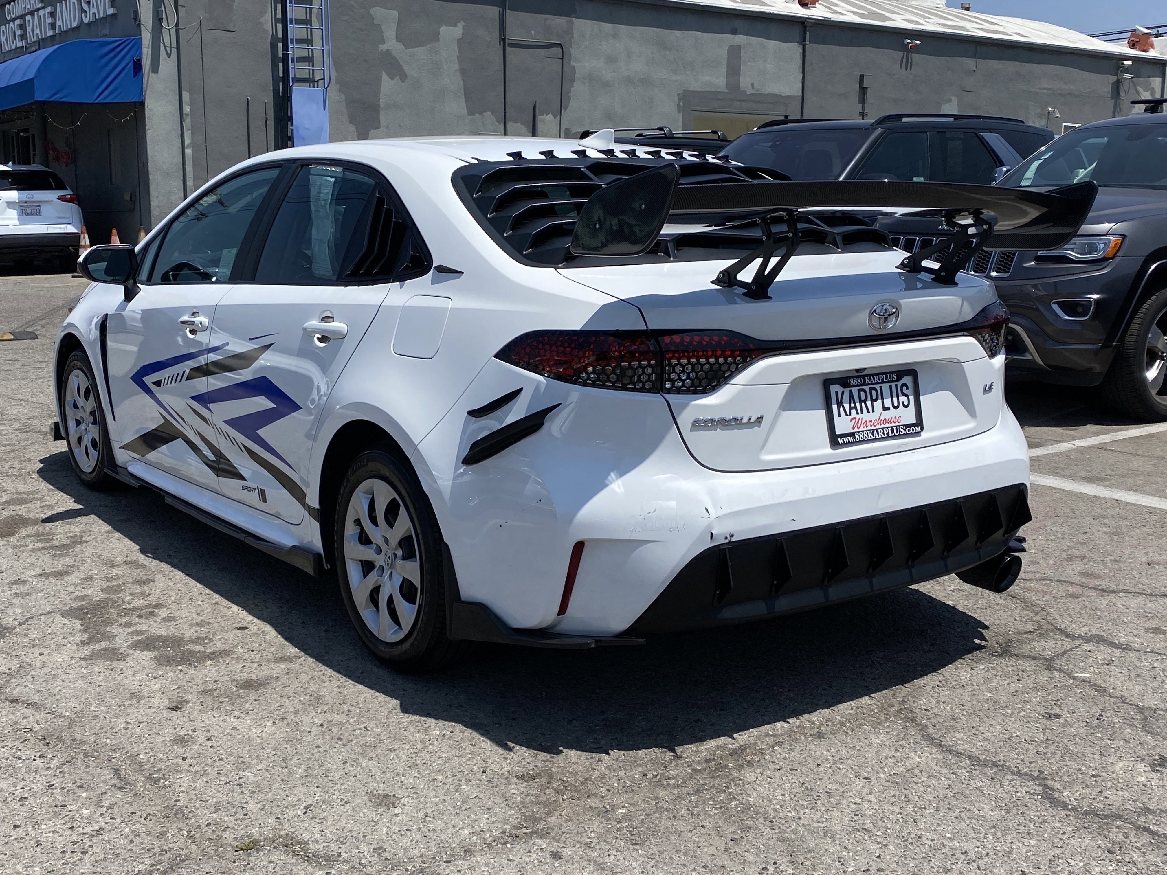 Used 2024 Toyota Corolla LE image 8