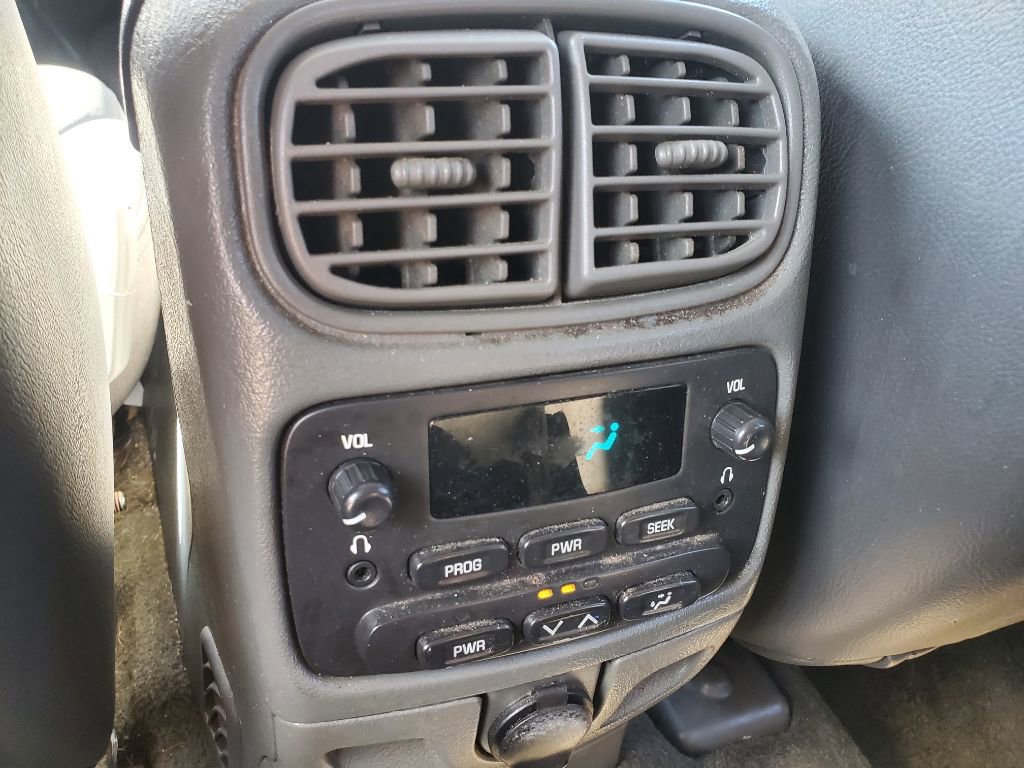 Used 2002 Chevrolet TrailBlazer LTZ image 27