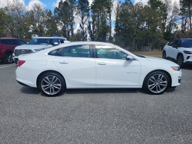 Used 2022 Chevrolet Malibu Premier image 9