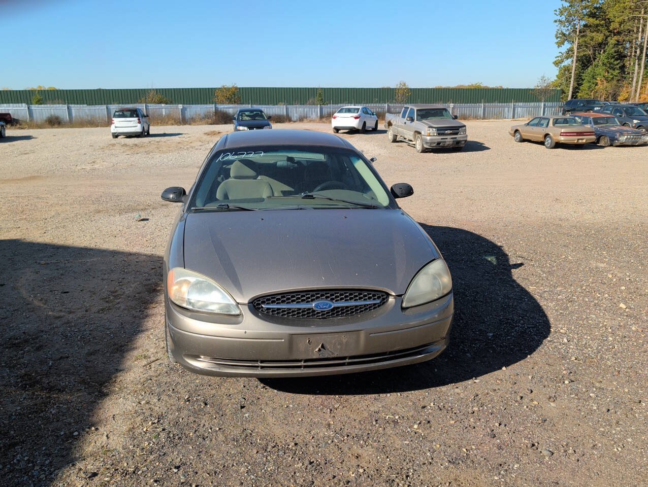 Used 2003 Ford Taurus SE FWD image 7