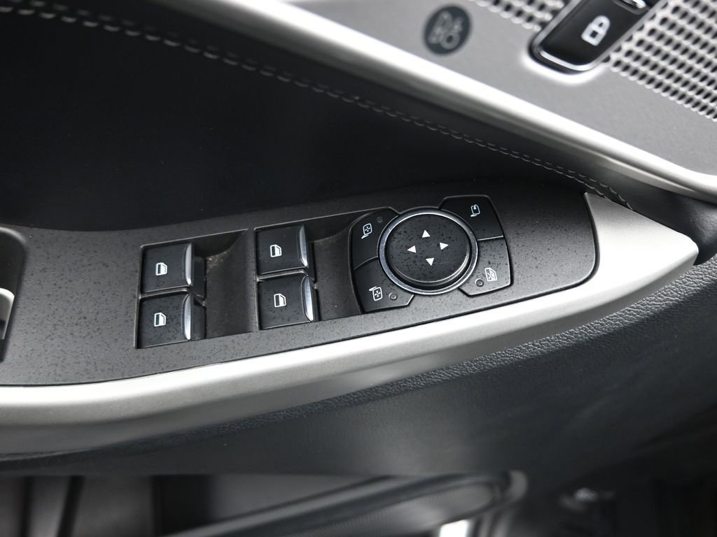 Used 2023 Ford Explorer Limited image 20