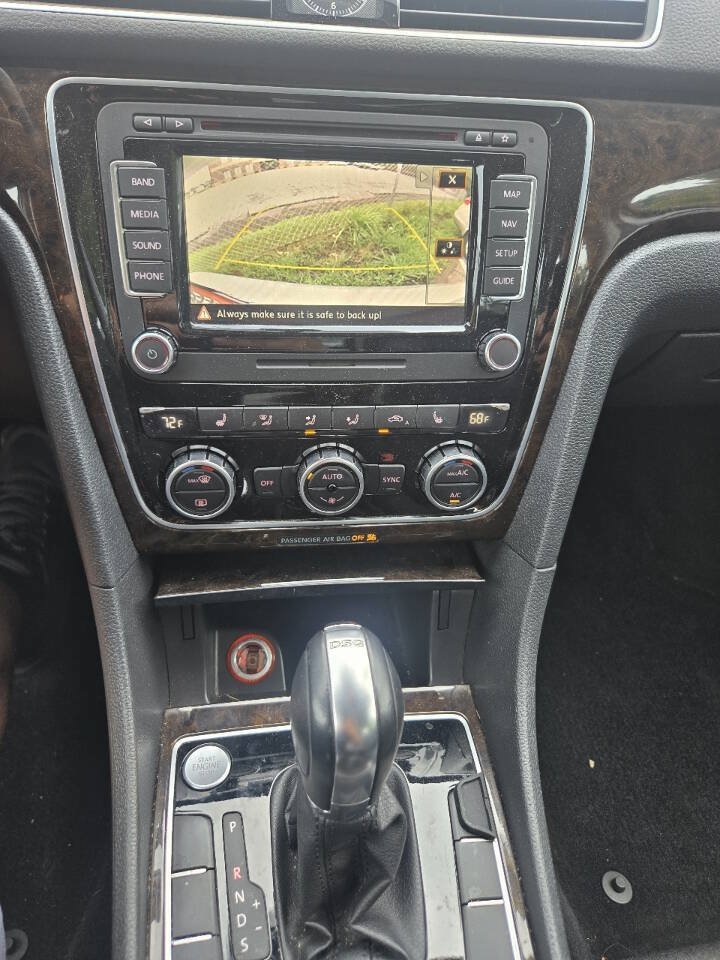 Used 2014 Volkswagen Passat TDI SEL Premium FWD image 36