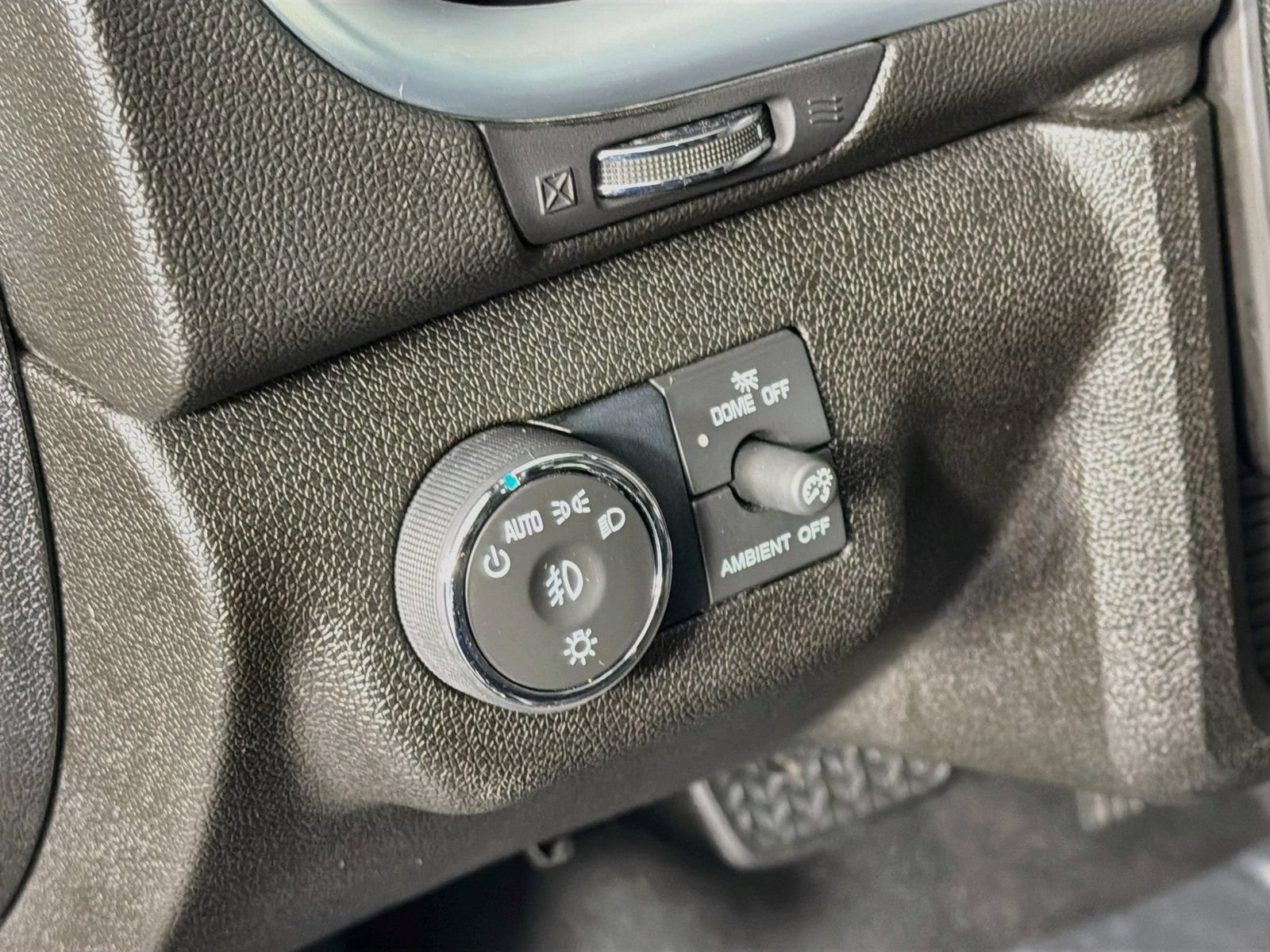 Used 2017 Chevrolet Traverse Premier AWD/4WD image 40
